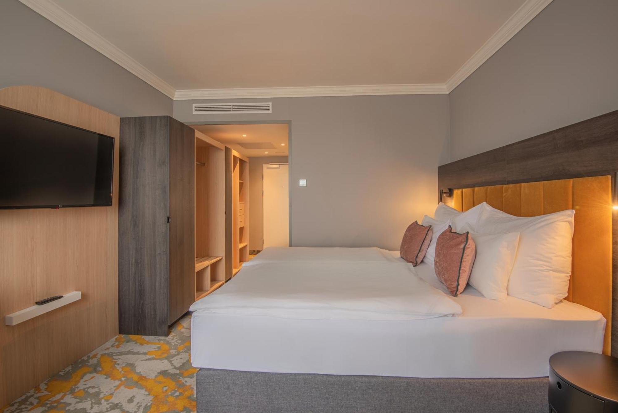 Castrum Hotel Székesfehérvár Eksteriør bilde
